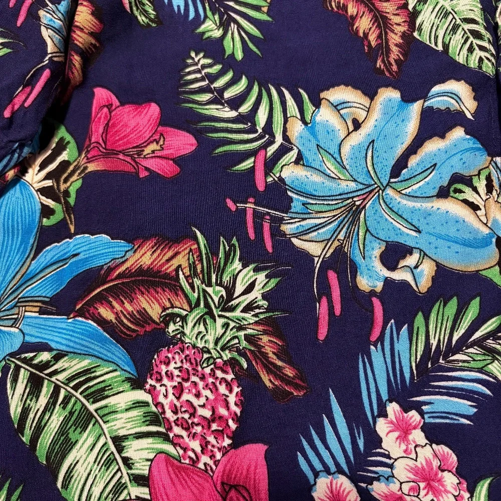 The Flower Hour - Short Sleeve Shirt from Kenny Flowers - Picture 9 of 9